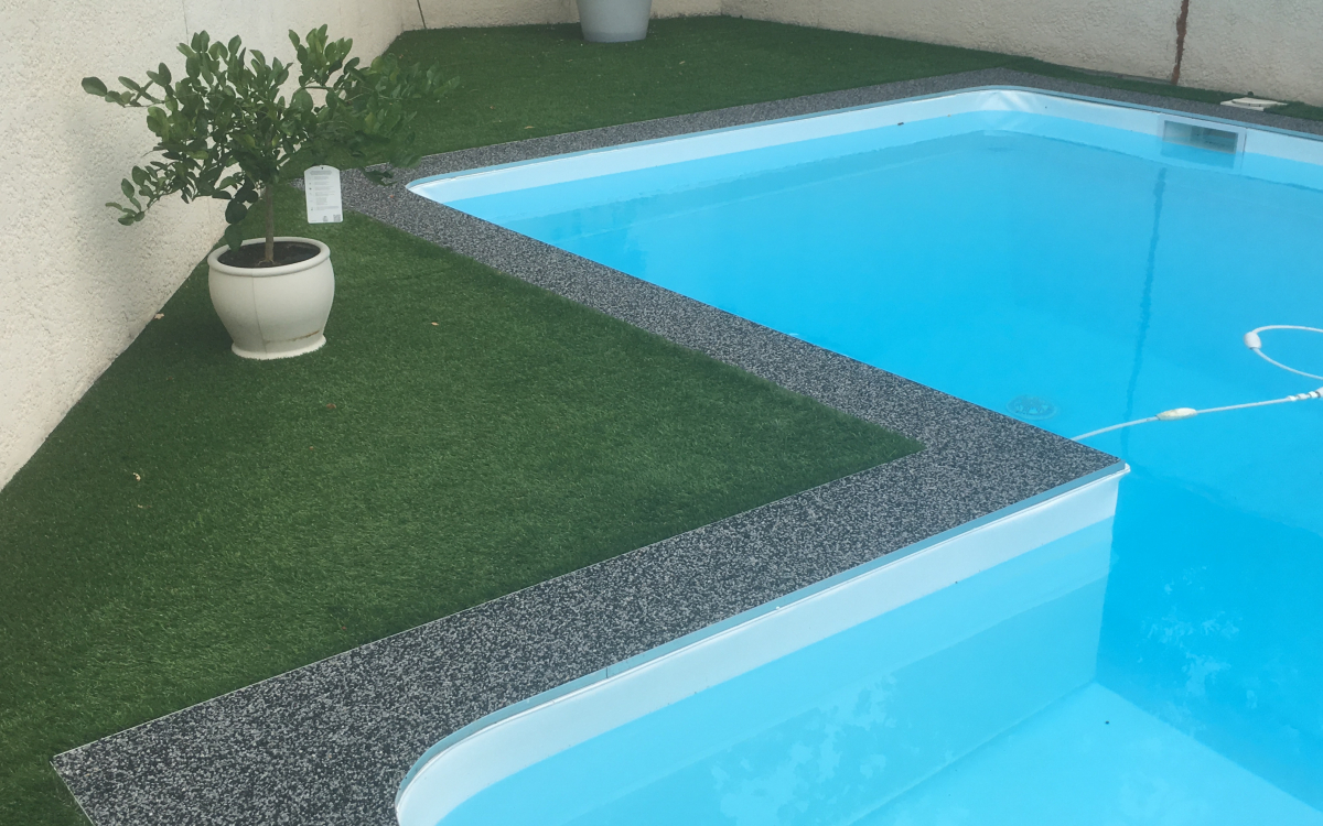 Exemple Plage De Piscine En Dm Green Et Hydrostar à