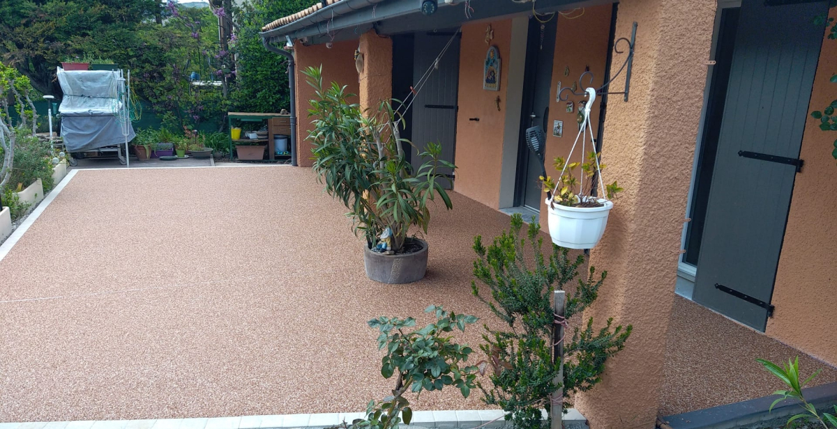 Ralisation Terrasse en Hydrostar - Drme conue le 04/06/2024