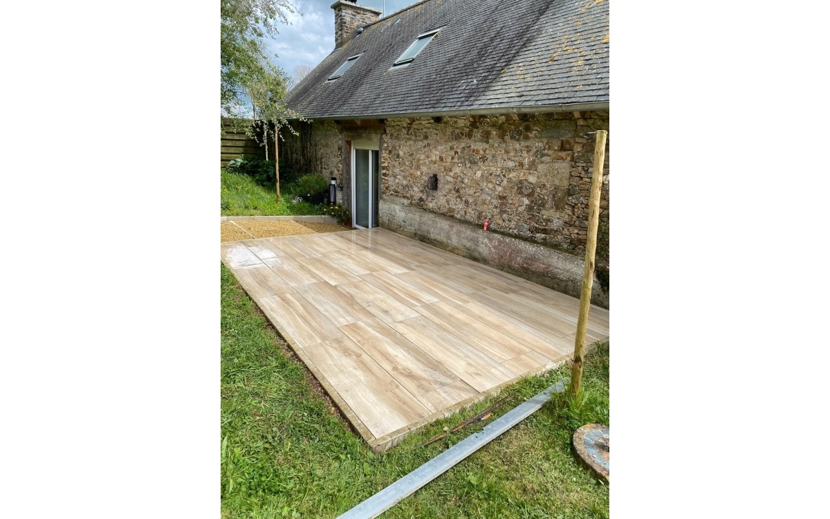 Ralisation Terrasse en Dm profil conue le 23/05/2024