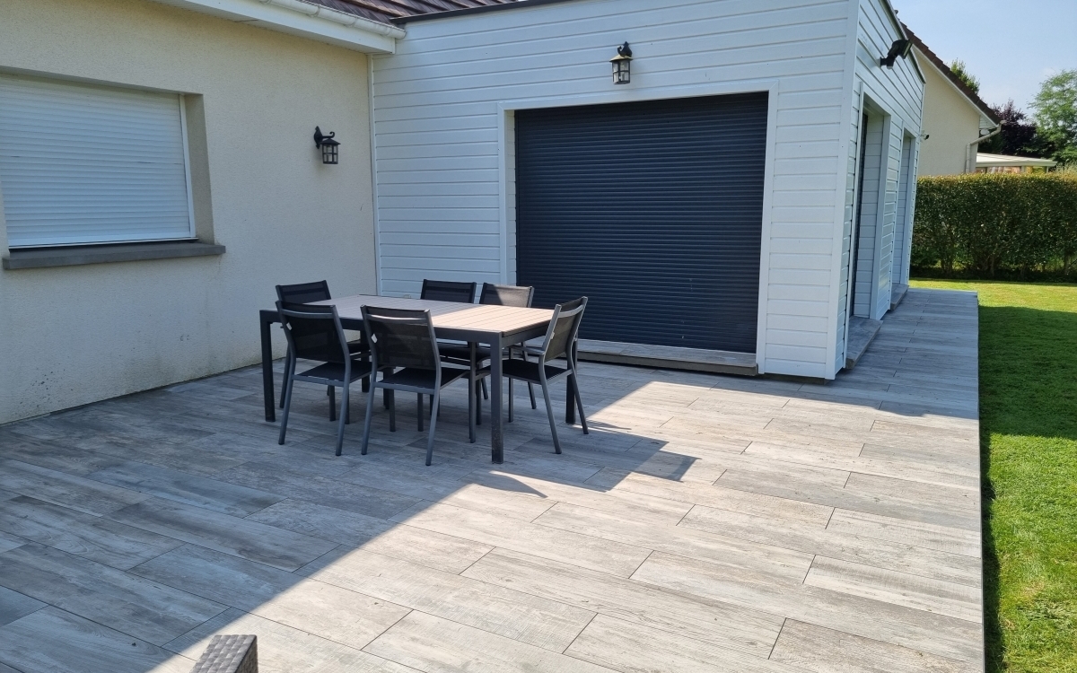 Conception Terrasse en dallage sur plots  Saint Andr sur Cailly  cre le 11/07/2024