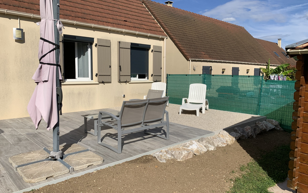 Cration Terrasse en Alvostar et dallage sur plots  Therdonne conue le 18/12/2024