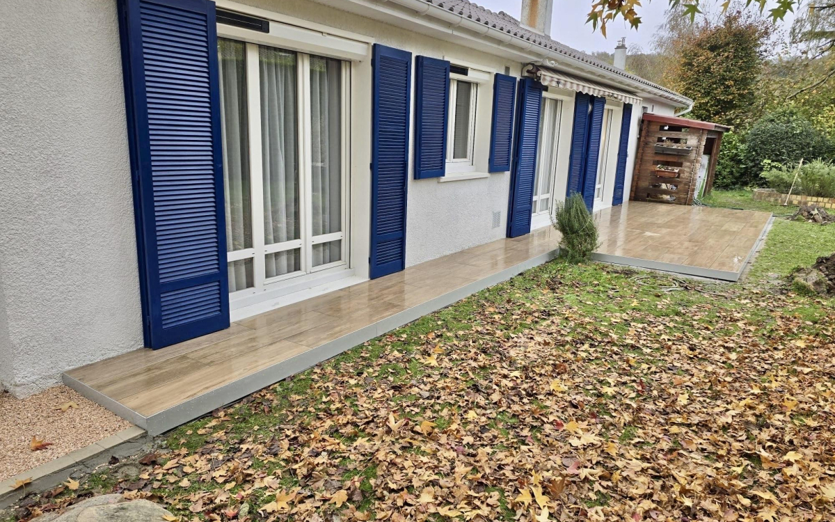 Ralisation Terrasse en Alvostar, dallage sur plots et Pav la couture  Plaisir conue le 07/11/2024