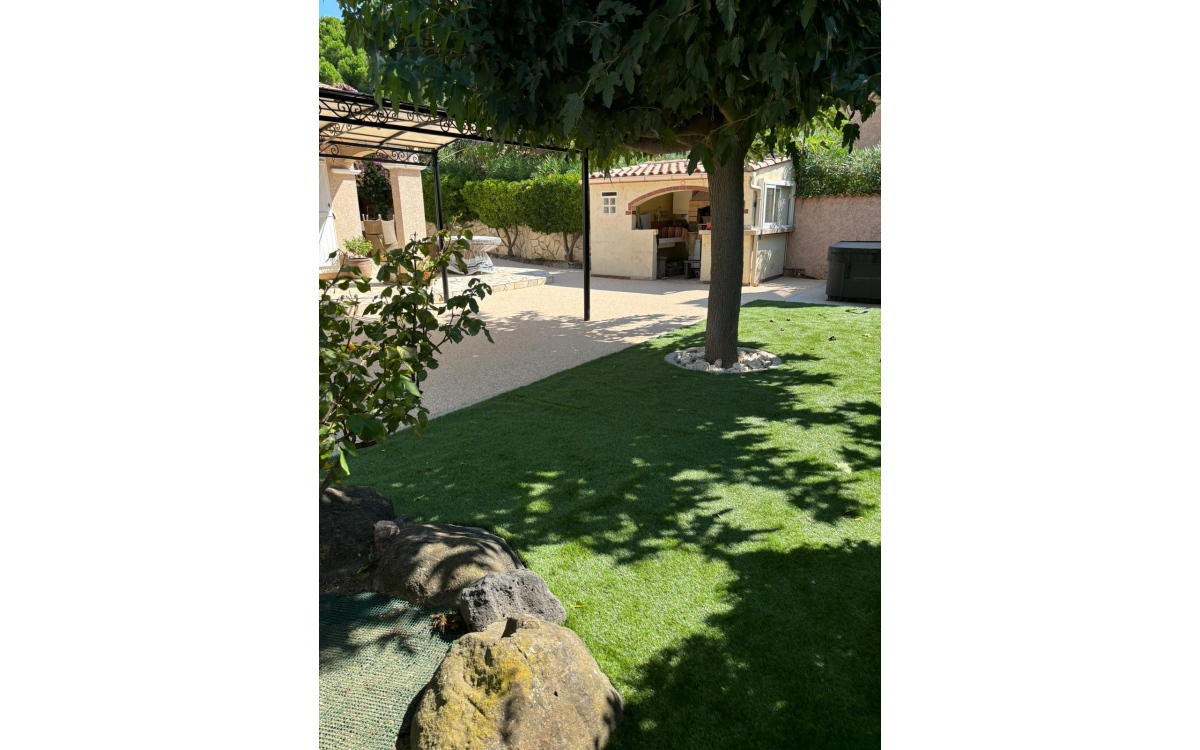 Cration Terrasse en Dm green, Hydrostar et Pav la couture - Hrault ralise le 19/12/2024