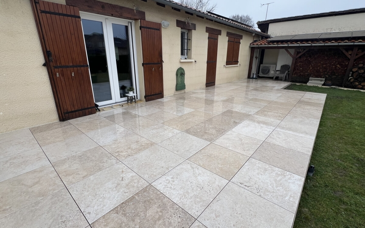 Cration Terrasse en grs crame  saint astier ralise le 14/01/2025