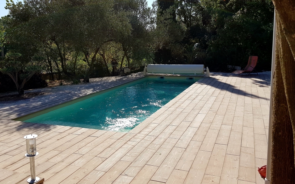 Aménagement Plage De Piscine En Boibé Créé Par Perez à