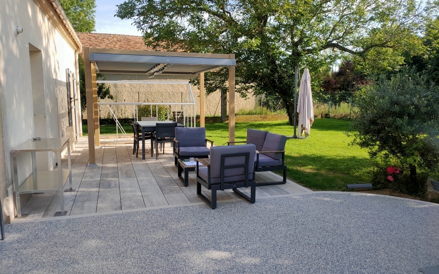 Terrasse en dallage sur plots et Hydrostar